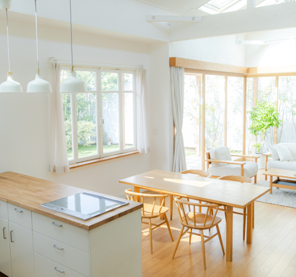 理想の住まいはここに！和室から洋室への明るい空間づくり